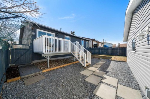 1312 10 Avenue Se, High River, AB - Outdoor With Deck Patio Veranda With Exterior