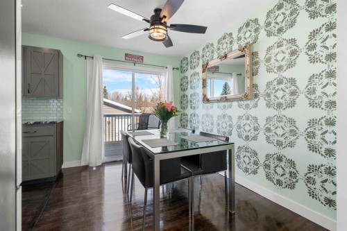 1312 10 Avenue Se, High River, AB - Indoor