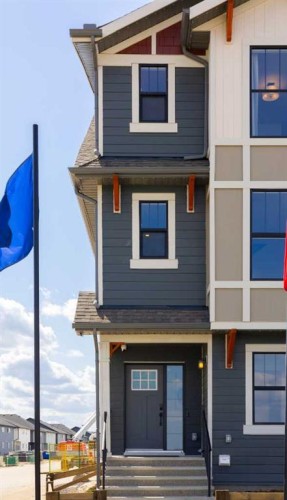 145 Wild Rose Way Se, Calgary, AB - Outdoor