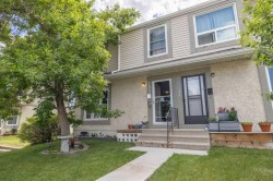 105 Deer Ridge Lane SE Calgary, AB T2J 6M8