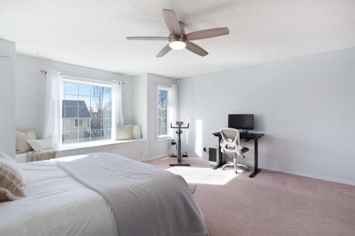 8 Thorndale Close Se, Airdrie, AB - Indoor Photo Showing Bedroom