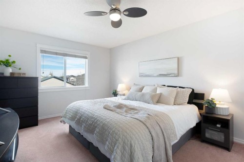 8 Thorndale Close Se, Airdrie, AB - Indoor Photo Showing Bedroom