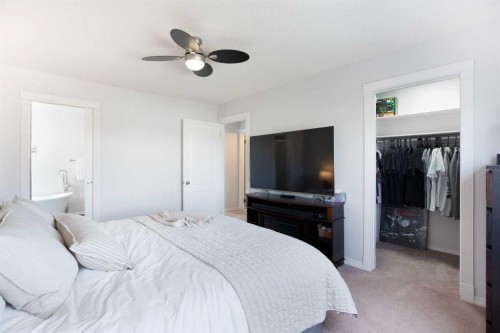 8 Thorndale Close Se, Airdrie, AB - Indoor Photo Showing Bedroom