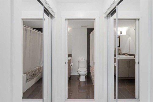 2408-302 Skyview Ranch Drive Ne, Calgary, AB - Indoor Photo Showing Bathroom