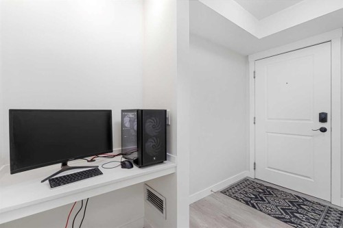 2408-302 Skyview Ranch Drive Ne, Calgary, AB - Indoor Photo Showing Office