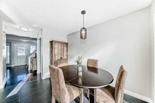 80 Hidden Point Nw, Calgary, AB - Indoor Photo Showing Dining Room