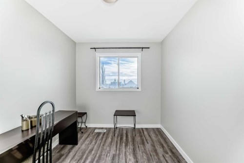 80 Hidden Point Nw, Calgary, AB - Indoor Photo Showing Other Room