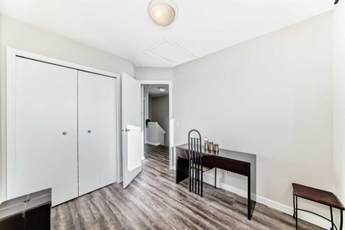 80 Hidden Point Nw, Calgary, AB - Indoor Photo Showing Other Room