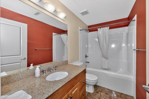 2735 Evercreek Bluffs Way Sw, Calgary, AB - Indoor Photo Showing Bathroom