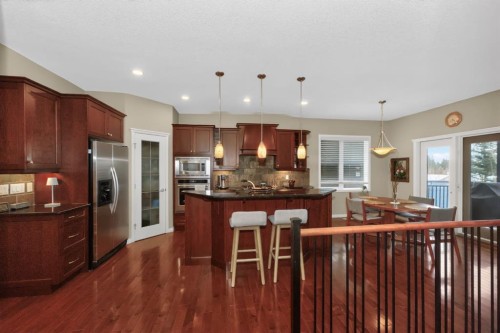 2735 Evercreek Bluffs Way Sw, Calgary, AB - Indoor Photo Showing Kitchen