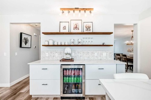 47 Canterbury Court Sw, Calgary, AB - Indoor