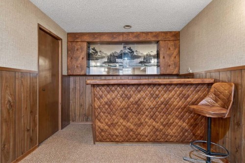 58 Westwood Drive Sw, Calgary, AB - Indoor Photo Showing Other Room