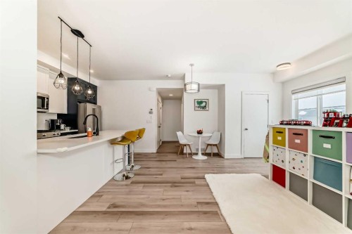 44 Spring Creek Common Sw, Calgary, AB - Indoor