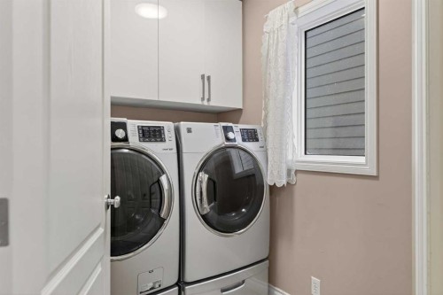 166 Evansmeade Circle North, Calgary, AB - Indoor Photo Showing Laundry Room