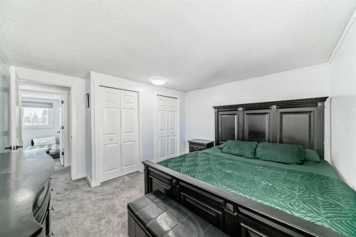 584 Whiteridge Way Ne, Calgary, AB - Indoor Photo Showing Bedroom