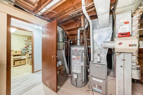 584 Whiteridge Way Ne, Calgary, AB - Indoor Photo Showing Basement