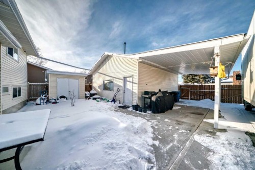 584 Whiteridge Way Ne, Calgary, AB - Outdoor With Exterior