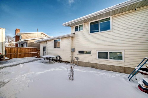 584 Whiteridge Way Ne, Calgary, AB - Outdoor With Exterior