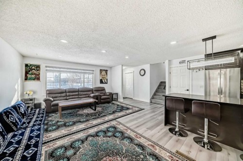 584 Whiteridge Way Ne, Calgary, AB - Indoor