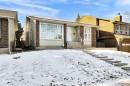 1111 Berkley Drive Nw, Calgary, AB  - Outdoor 