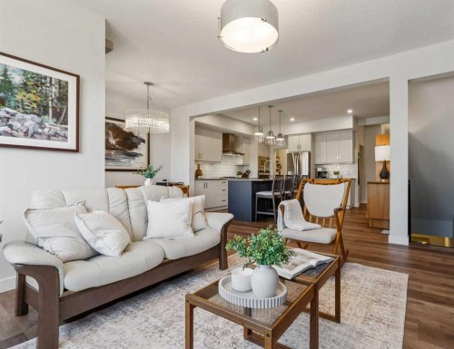 24 Willow Park Point, Cochrane, AB - Indoor Photo Showing Living Room