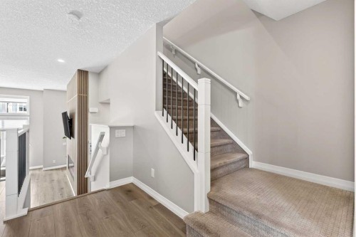 287 Masters Row Se, Calgary, AB - Indoor Photo Showing Other Room
