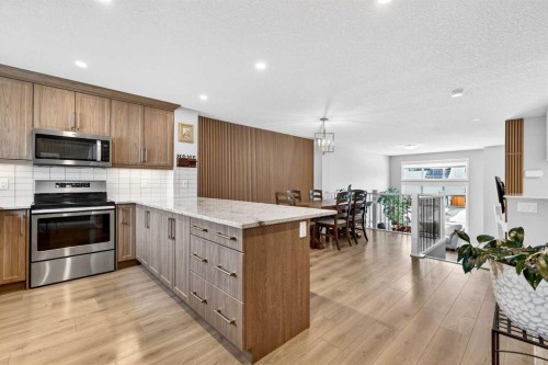 287 Masters Row Se, Calgary, AB - Indoor Photo Showing Kitchen