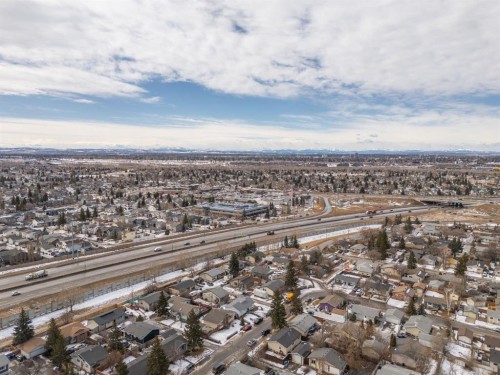 2302 Olympia Drive Se, Calgary, AB - Outdoor With View