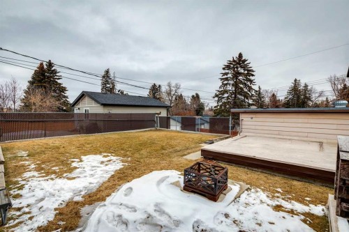44 Fairview Crescent Se, Calgary, AB - Outdoor