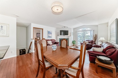 157 Hawkstone Manor Nw, Calgary, AB - Indoor Photo Showing Dining Room