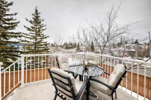 157 Hawkstone Manor Nw, Calgary, AB - Outdoor