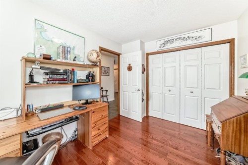 157 Hawkstone Manor Nw, Calgary, AB - Indoor