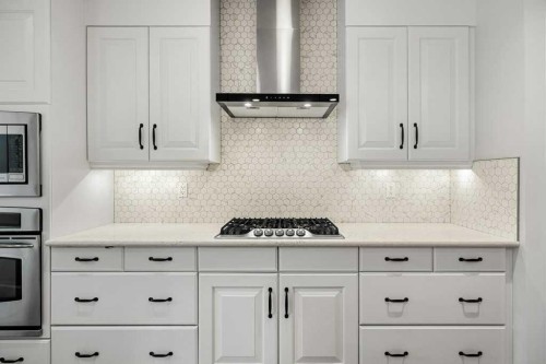 274 Somme Avenue Sw, Calgary, AB - Indoor Photo Showing Kitchen