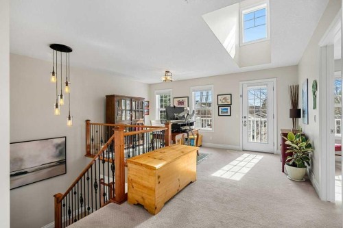 274 Somme Avenue Sw, Calgary, AB - Indoor