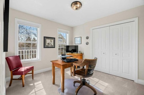 274 Somme Avenue Sw, Calgary, AB - Indoor Photo Showing Office