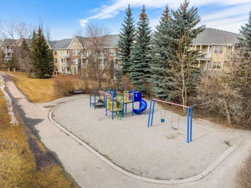 274 Somme Avenue Sw, Calgary, AB - Outdoor