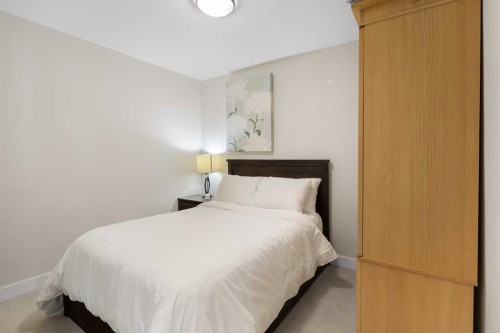 1322-222 Riverfront Avenue Sw, Calgary, AB - Indoor Photo Showing Bedroom
