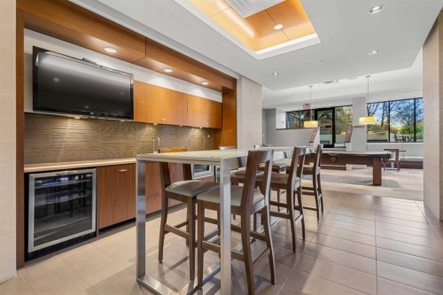 1322-222 Riverfront Avenue Sw, Calgary, AB - Indoor