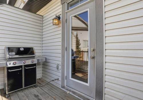 205 New Brighton Row Se, Calgary, AB - Outdoor With Exterior