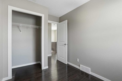 205 New Brighton Row Se, Calgary, AB - Indoor Photo Showing Other Room