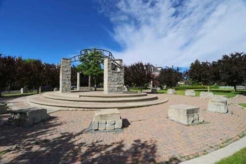 300 Garrison Square Sw, Calgary, AB 