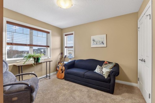 2 Ranchers Green, Okotoks, AB - Indoor Photo Showing Living Room
