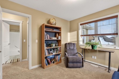 2 Ranchers Green, Okotoks, AB - Indoor