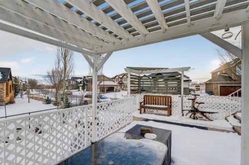 2 Ranchers Green, Okotoks, AB - Outdoor