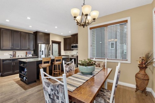 2 Ranchers Green, Okotoks, AB - Indoor Photo Showing Dining Room