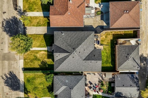 3224 24A Street Sw, Calgary, AB - Outdoor