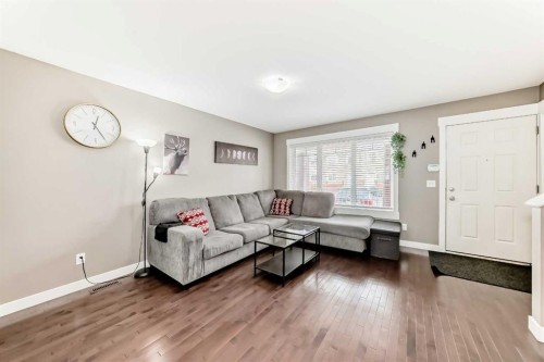 176 Cascades Passage, Chestermere, AB - Indoor Photo Showing Living Room