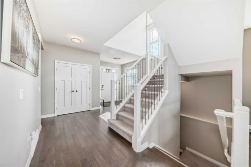 8 Masters Court Se, Calgary, AB - Indoor Photo Showing Other Room