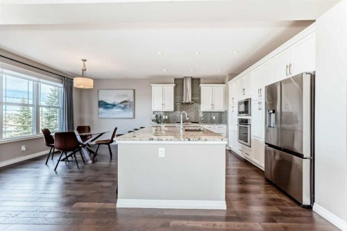 8 Masters Court Se, Calgary, AB - Indoor Photo Showing Kitchen
