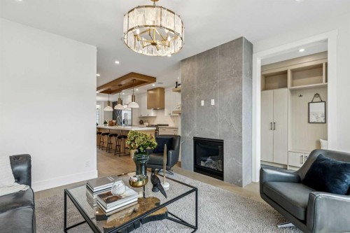1529 29 Avenue Sw, Calgary, AB - Indoor Photo Showing Living Room With Fireplace